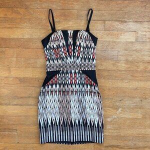 Bebe Dress Size 00 NEW Ikat Chevron Print Stretch Cotton Sleeveless Sheath Mini